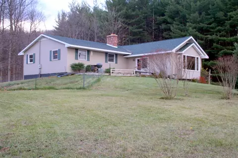 4094 Maxwell Rd, Petoskey, MI 49770 photo 2