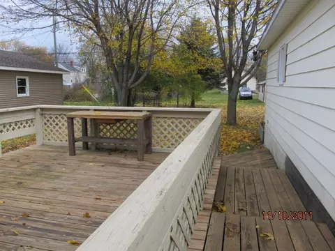 109 E Wisner St, Alpena, MI 49707 photo 3