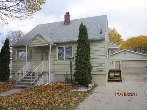 109 E Wisner St, Alpena, MI 49707 photo 1