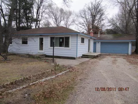 2319 Marshall, Grayling, MI 49738 photo 1