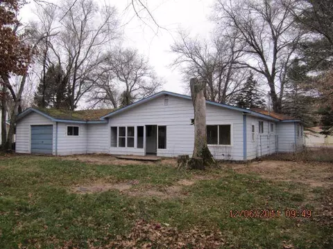 2319 Marshall, Grayling, MI 49738 photo 2