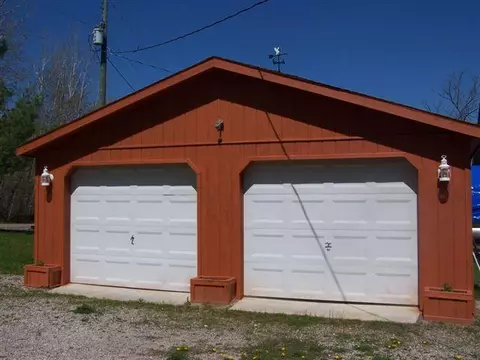 15566 Island Dr, Wolverine, MI 49799 photo 2