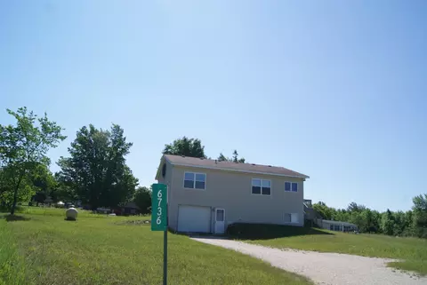 6736 Armock Rd, Alanson, MI 49706 photo 1