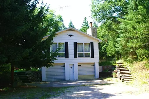1934 W Nighthawk Ln, Grayling, MI 49738 photo 2