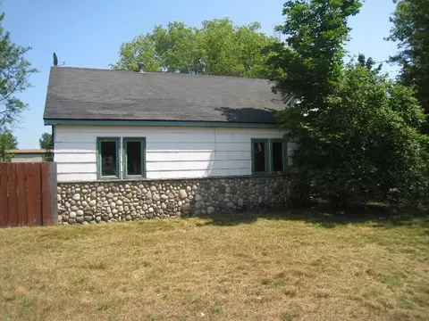 8044 Maple St, Vanderbilt, MI 49795 photo 2