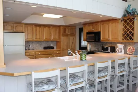 819 Needle Point Dr, Cheboygan, MI 49721 photo 6