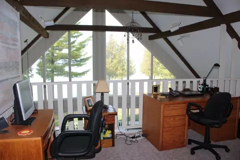 819 Needle Point Dr, Cheboygan, MI 49721 photo 7
