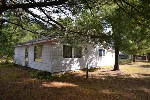 4416 Pine Rd, Lewiston, MI 49756 photo 4