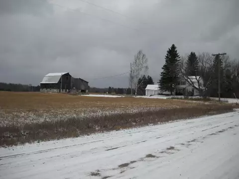 1793 Knepp Rd, Fairview, MI 48621 photo 3
