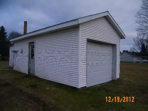 410 W Main St, Vanderbilt, MI 49795 photo 13