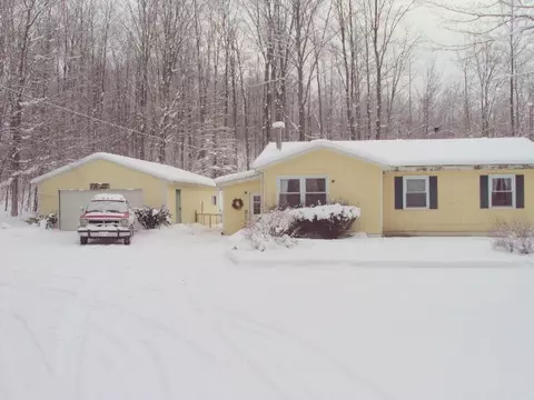 3190 Jensen Rd, Petoskey, MI 49770 photo 1