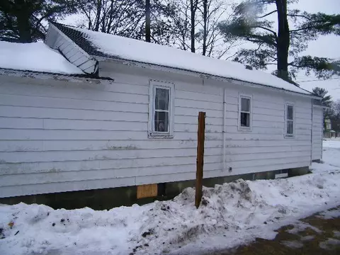 839 E Main St, Vanderbilt, MI 49795 photo 2