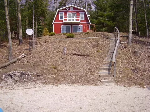 5139 Stark Dr, Comins, MI 48619 photo 3