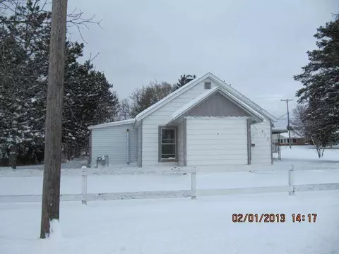 213 State St, Grayling, MI 49738 photo 2