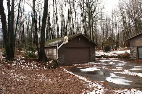 11268 Fascination Dr, Frederic, MI 49733 photo 3