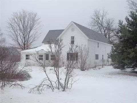 8627 Mentor Rd, Wolverine, MI 49799 photo 2