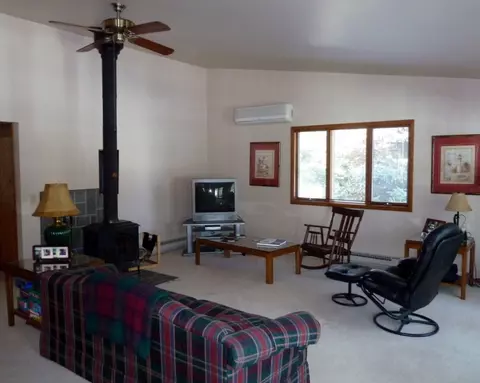 8430 E Foote Rd, Cheboygan, MI 49721 photo 4