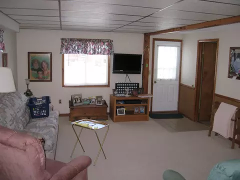 318 E Parson St, Alpena, MI 49707 photo 3