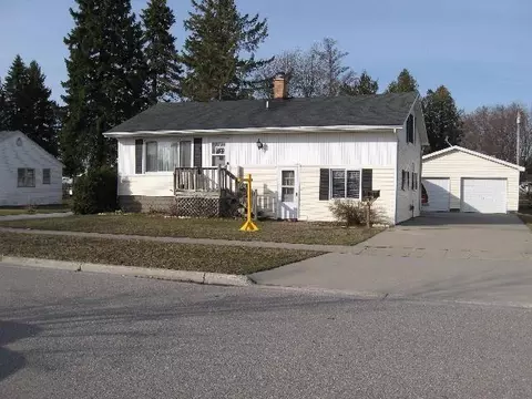 318 E Parson St, Alpena, MI 49707 photo 1