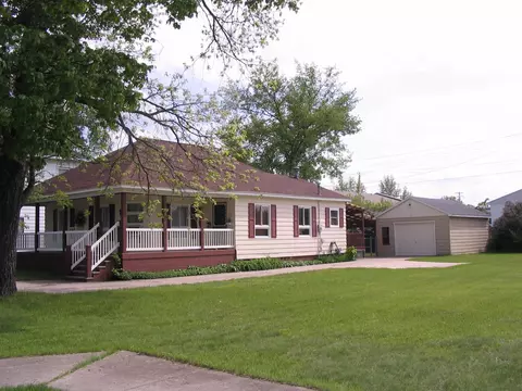 603 Peninsular Avenue Grayling Mi 49738 Ave, Grayling, MI 49738 photo 2