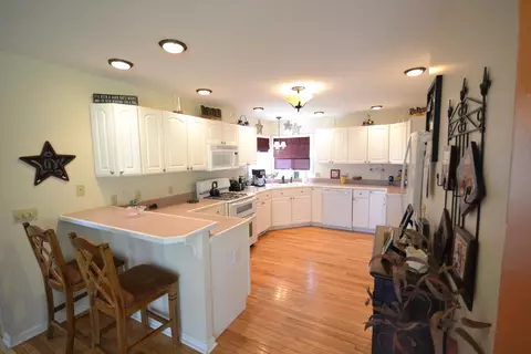 4868 Bay Dr, Lewiston, MI 49756 photo 4