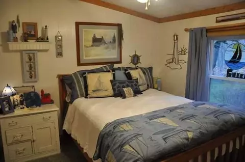10750 E Mitchell Rd, Petoskey, MI 49770 photo 5