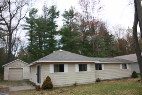 1348 Eagle St, Grayling, MI 49738 photo 1