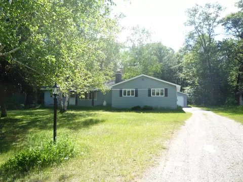 319 Evergreen Dr, Grayling, MI 49738 photo 22