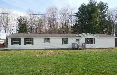 3357 Pine River Rd, Standish, MI 48658 photo 1