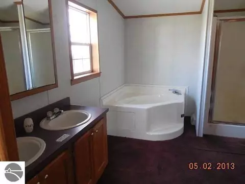 3357 Pine River Rd, Standish, MI 48658 photo 12