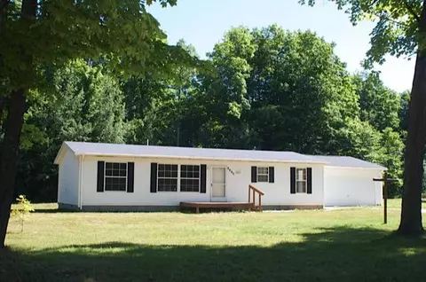 9990 Wayland Dr, Frederic, MI 49733 photo 1