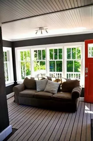511 Jackson St, Petoskey, MI 49770 photo 3
