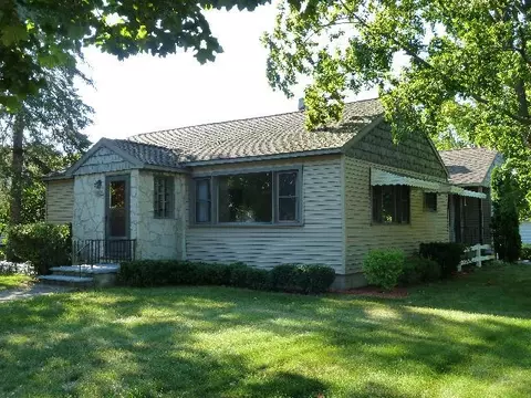 2084 S Third Avenue Alpena Mi 49707 Ave, Alpena, MI 49707 photo 1
