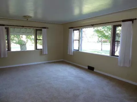 2084 S Third Avenue Alpena Mi 49707 Ave, Alpena, MI 49707 photo 2