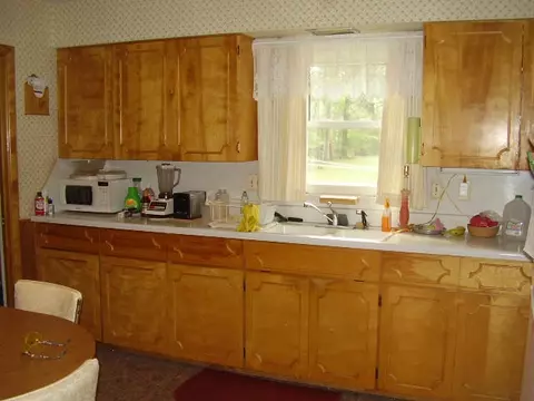 210 E 13th St, Mio, MI 48647 photo 8