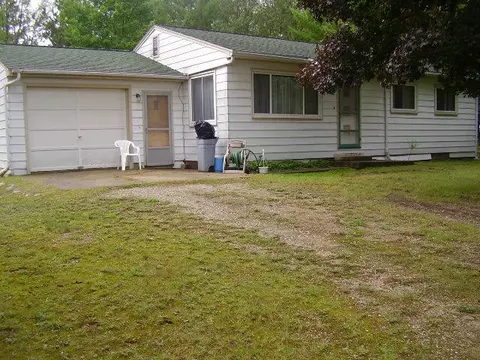 210 E 13th St, Mio, MI 48647 photo 1