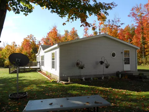 461 Mcgregor Rd, Vanderbilt, MI 49795 photo 26