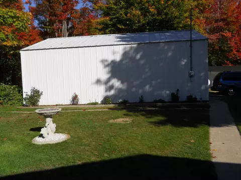 461 Mcgregor Rd, Vanderbilt, MI 49795 photo 10