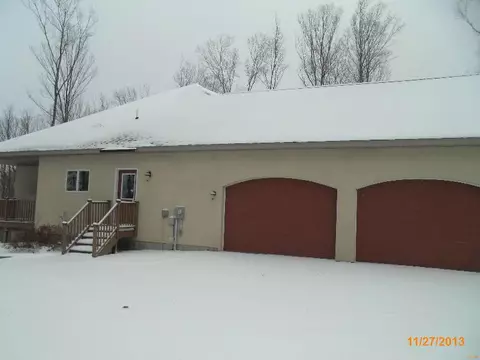 77 Farmbrook Ln, Gaylord, MI 49735 photo 3