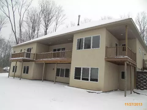 77 Farmbrook Ln, Gaylord, MI 49735 photo 2