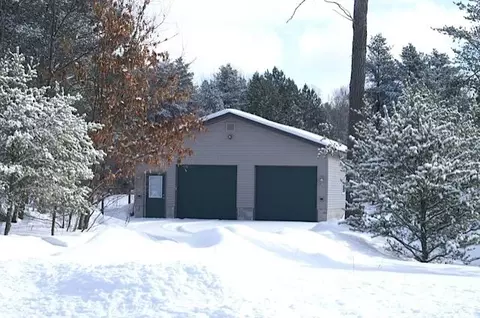 103 S Whirlpool Rd, Grayling, MI 49738 photo 3