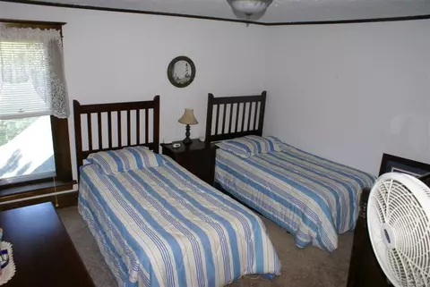 200 S E Street Cheboygan Mi 49721 St, Cheboygan, MI 49721 photo 8