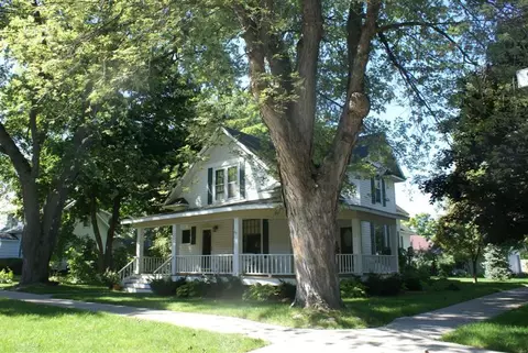 200 S E Street Cheboygan Mi 49721 St, Cheboygan, MI 49721 photo 2