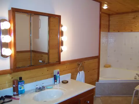 2045 Applebee Ln, Fairview, MI 48621 photo 3