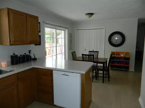 511 Long Rapids Road Alpena Mi 49707 Rd, Alpena, MI 49707 photo 4