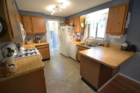 8729 Twin Bridge Rd, Lovells, MI 49738 photo 6