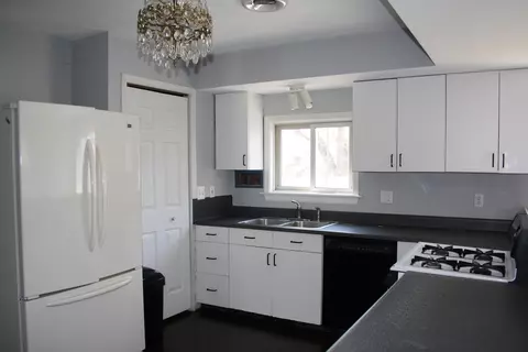 614 E Mitchell, Petoskey, MI 49770 photo 6