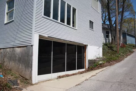 614 E Mitchell, Petoskey, MI 49770 photo 3