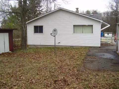 1003 W 10th St, Mio, MI 48647 photo 3