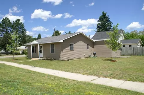 610 Plum Grayling Mi 49738, Grayling, MI 49738 photo 8